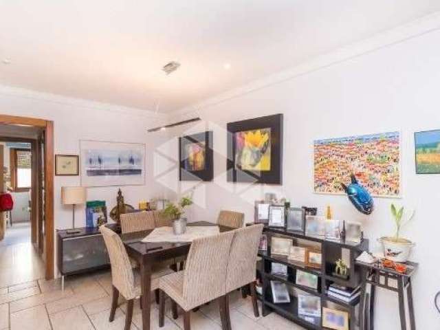 Apartamento à venda no bairro Petrópolis