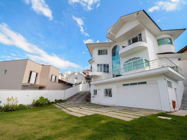 Casa residencial mobiliada com 4 suítes, sendo 2 suítes master com closet A Venda - Carvoeira, Florianópolis SC