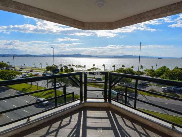 Apartamento reformado com Vista Para o Mar 3 Suítes e 2 vagas em Agronômica - Florianópolis