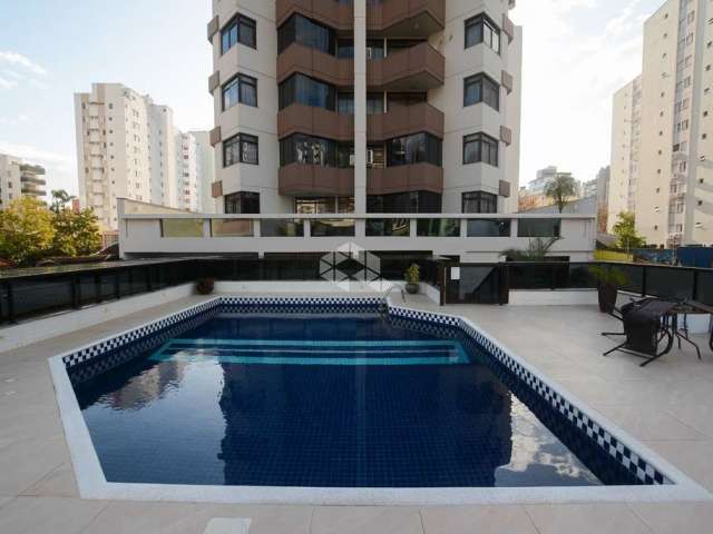 Apartamento Garden, 4 dormitórios próximo ao Hippo - Centro Florianópolis