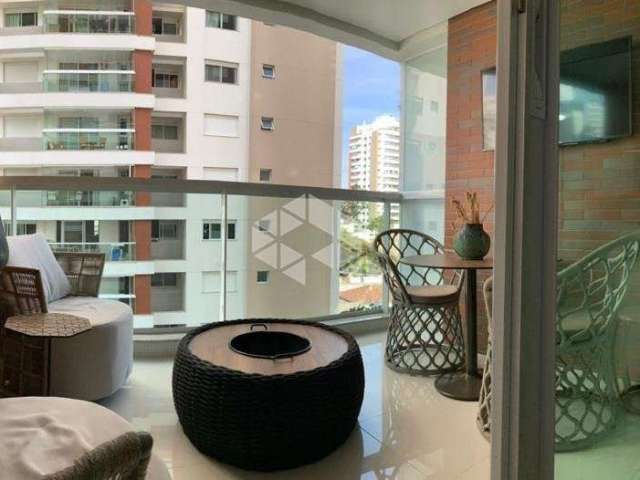 Apartamento mobiliado com 2 dormitórios e 2 suítes A Venda - Agronômica, Florianópolis SC