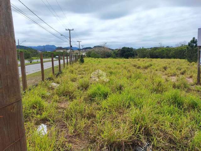 TERRENO PLANO COM 1.639,71 m² NO BAIRRO SERTÃO DO IMARUIM EM SÃO JOSÉ/SC