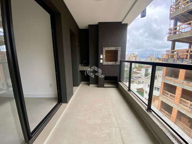 Apartamento de alto padrão com 3 suítes e vista parcial para o mar em florianópolis