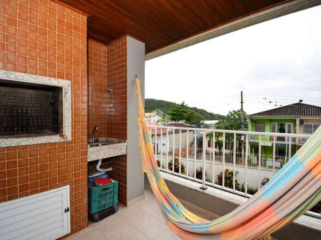 Apartamento semimobiliado com 2 quartos sendo 1 suítes no bairro joão paulo em florianópolis/sc