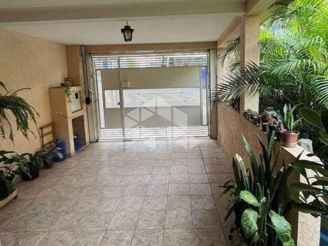 Casa a Venda 160m² por R$ 430.000,00 - Jardim Nova Cidade, Guarulhos/SP