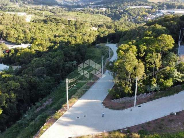 Terreno em loteamento no bairro Verona