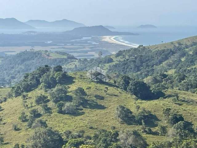 Espetacular terreno à venda com vista panorâmica Praia da Gamboa