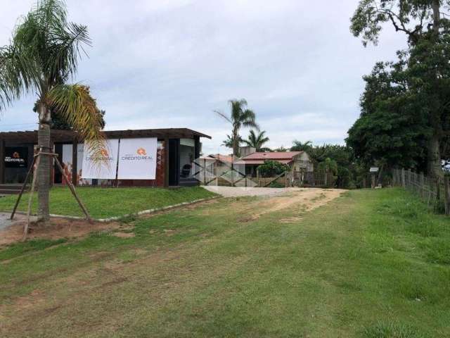 Terreno á venda em Garopaba com 4.871 m2  no bairro Encantada