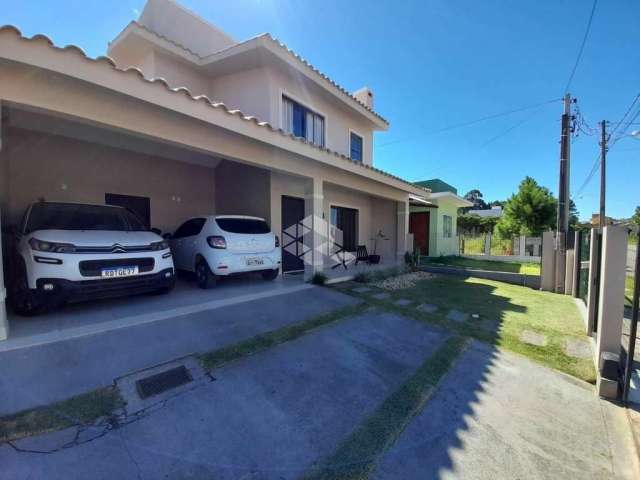 Linda Casa com piscina - Loteamento Quinta dos Açores