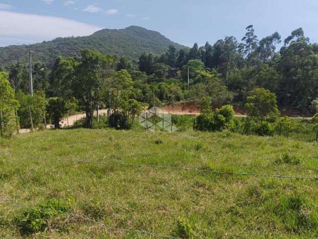 Terreno à venda em Garopaba no Bairro Ressacada próximo da Praia da Barra.