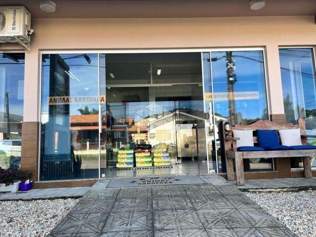 Sala á venda  no Centro de Garopaba com 114,48 m²