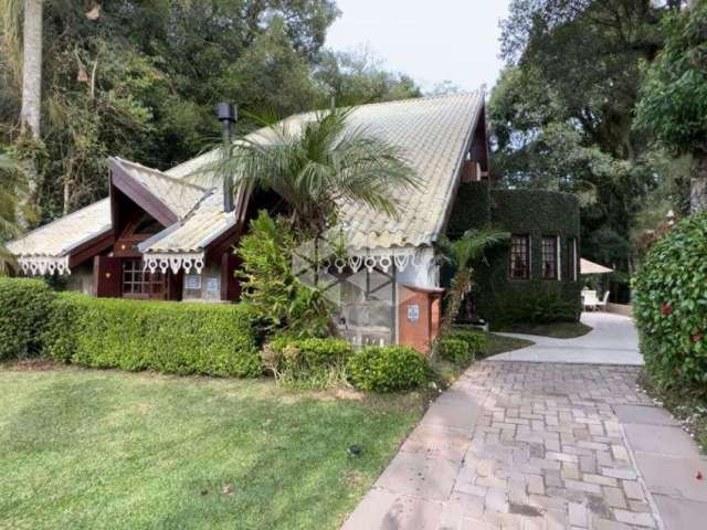 Casa em estilo suíço, em zona tranquila próxima ao centro de Gramado