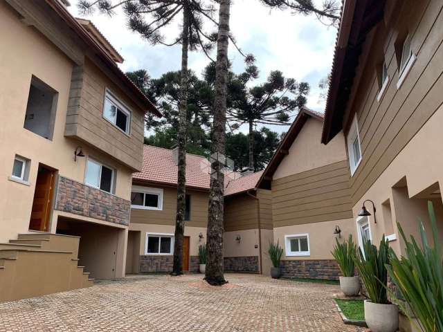 Casa 3 dormitórios, 155m², em Canela, próximo ao  Parque Laje de Pedra