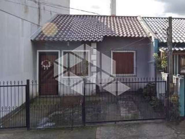 Casa com 02 quartos, sala e cozinha no bairro Jardim Betânia - Cachoeirinha RS