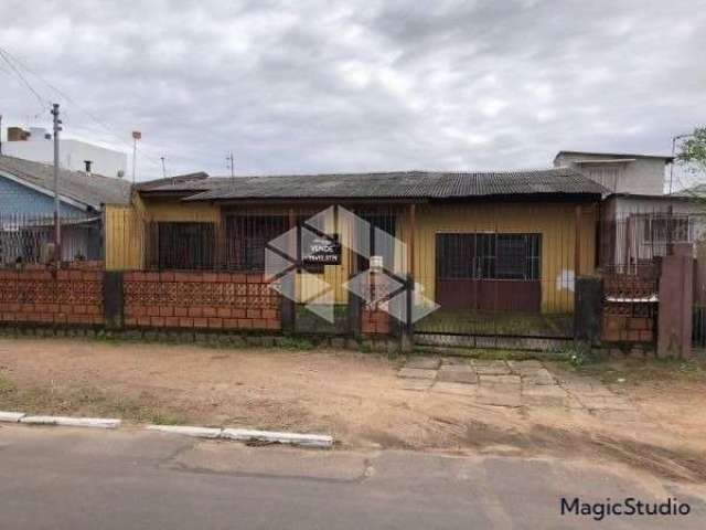 Casa à venda com 3 dormitórios, 1 vaga garagem no Parque 35 em Guaíba