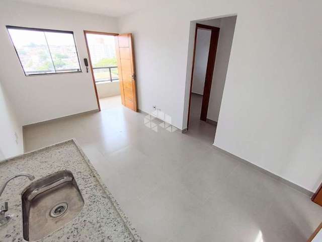 Apartamento com 2 quartos na vila ré