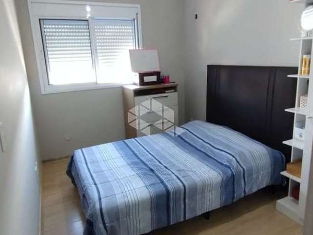 Apartamento com 2 dormitórios/ vaga