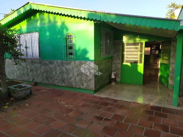 Casa Bairro Mathias Velho com 3 dormitórios e suíte