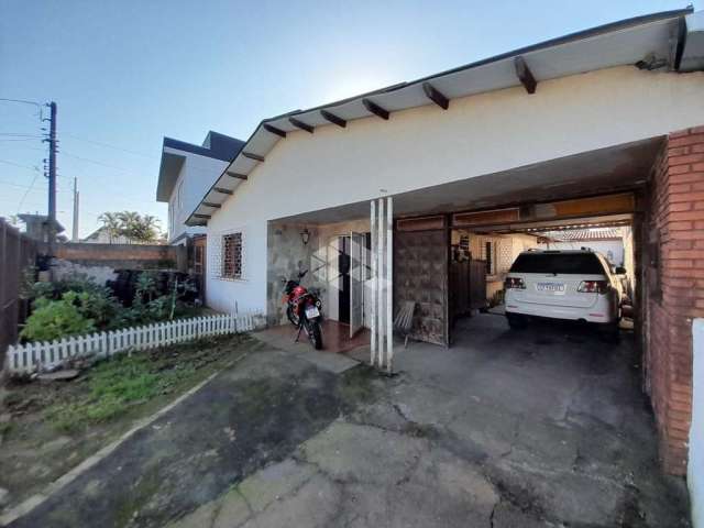 Casa 230m² 04 dormitórios 03 vagas no Bairro Nossa Senhora das Graças em Canoas