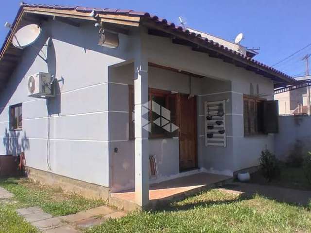 Casa com 2 Quartos e 1 banheiro à Venda no bairro Olaria, Canoas