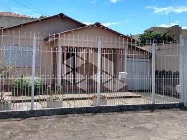 Casa 3 dormitórios Bairro Niterói em Canoas