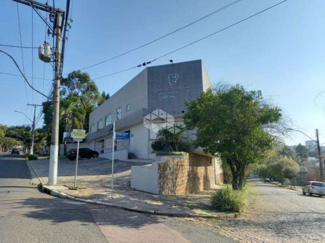 Prédio comercial com estacionamento, clínica odontológica, estética,  zona nobre, Três Figueiras