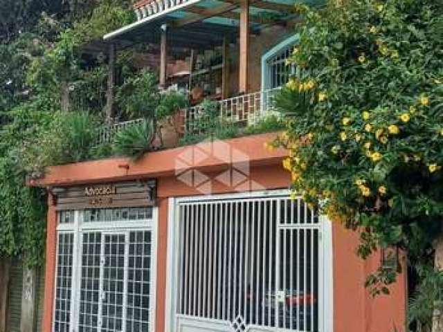 Casa à venda com 240m², 3 quartos e 2 vagas