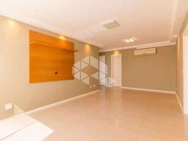 Apartamento de 3 dormitórios, sendo 1 suíte e 2 vagas, no  São Geraldo, Porto Alegre