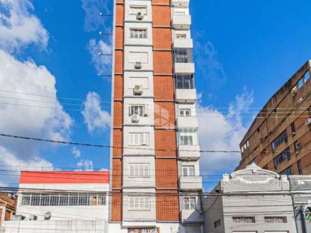 Apartamento de 1 Dormitorio no Bairro Floresta, Porto Alegre