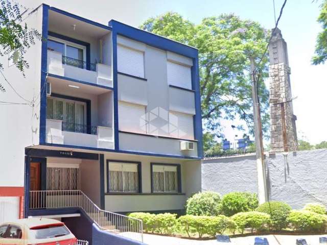 Apartamento com 3 dormitórios no Bairro São João, em Porto Alegre.