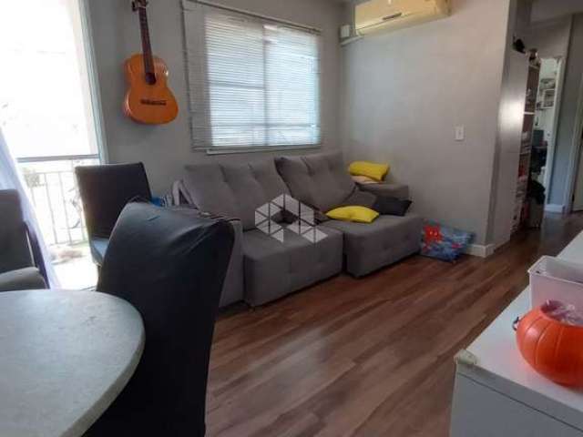 Apartamento 3 dormitórios, suíte,  banheiro, sacada 1 vaga de garagem no bairro Humaitá, em Porto Alegre.