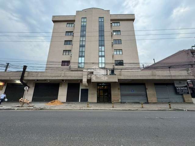 Sala Comercial À Venda no Bairro São João em  Porto Alegre