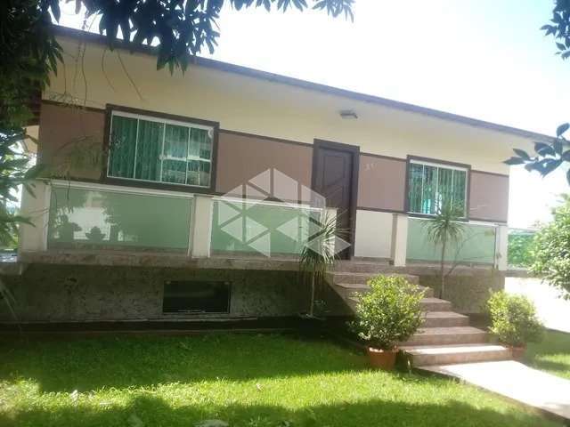 Casa com 03 quartos/dormitórios - forquilhas - são josé - sc