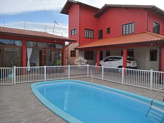 Casa à venda na  praia dos ingleses em florianópolis!!