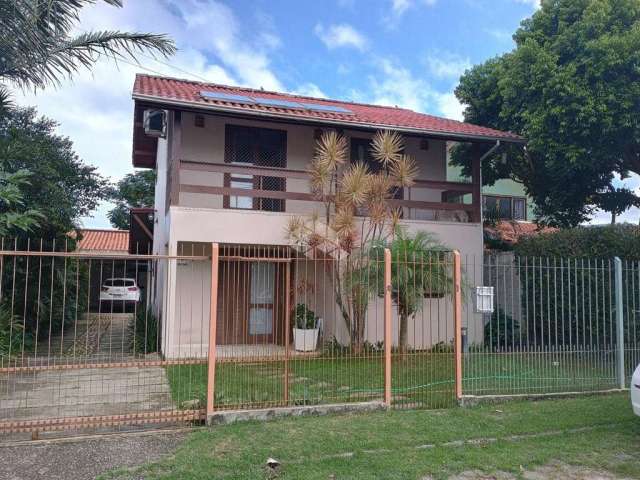 Casa 2 Dormitórios 1 suíte no bairro São João do Rio Vermelho em Florianópolis/SC