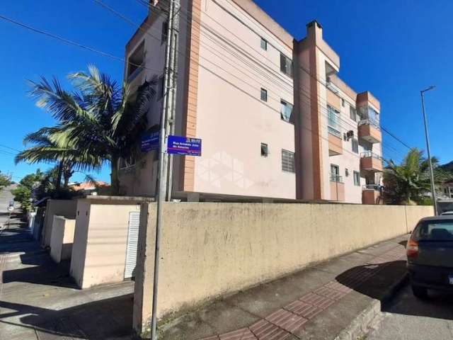 Apartamento 2 dormitórios bairro Forquilinhas em São José