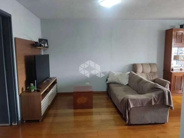 Apartamento mobiliado no bairro madureira