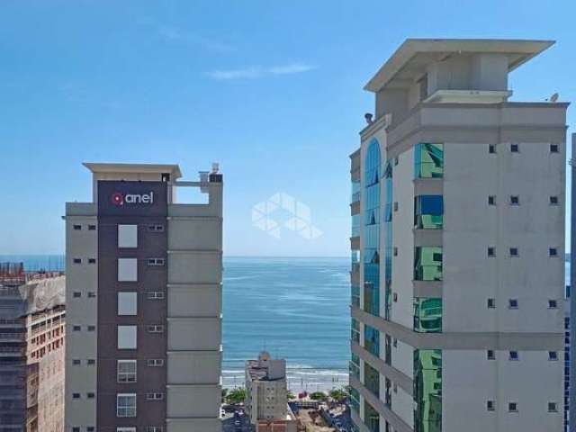 Apartamento com 04 suites a 250 mt do mar em Itapema, mobiliado , com 3 vagas de garagem