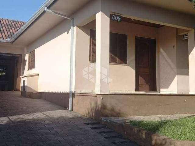 Casa com três dormítórios