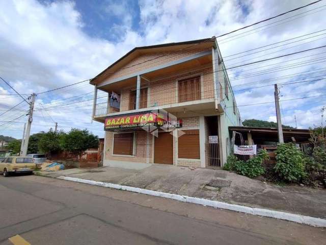 Prédio com sala comercial no bairro Roselândia - Novo Hamburgo