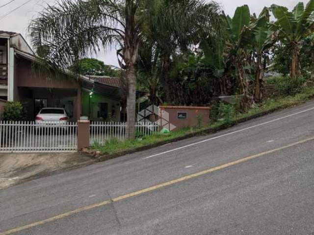 Casa a venda em jaraguá do sul no bairro jaraguá 84