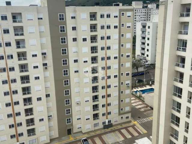 Apartamento com 2 dormitórios e com vaga descoberta.