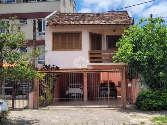 Casa para venda - 181.5m², 4 dormitórios, 2 vagas - partenon