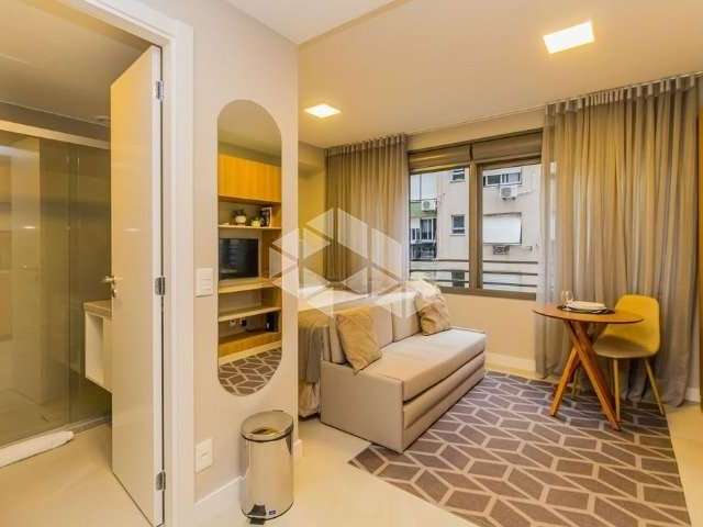 Apartamento Studio mobiliado, de 27 m²,  no bairro Cidade Baixa, em frente ao parque Redenção.