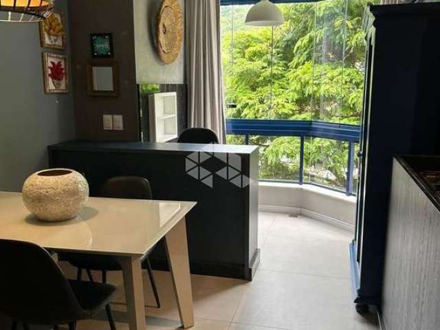 Apartamento à venda  de 01 quarto muito bem mobiliado