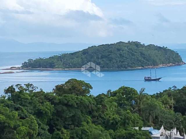 Cobertura Triplex em Canajurê à venda com Vista Mar