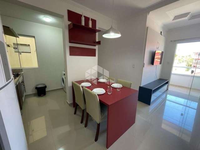 Apartamento 2 dormitórios a 100m do mar