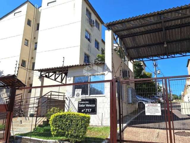 Apartamento Térreo de Dois Dormitórios Bairro Glória