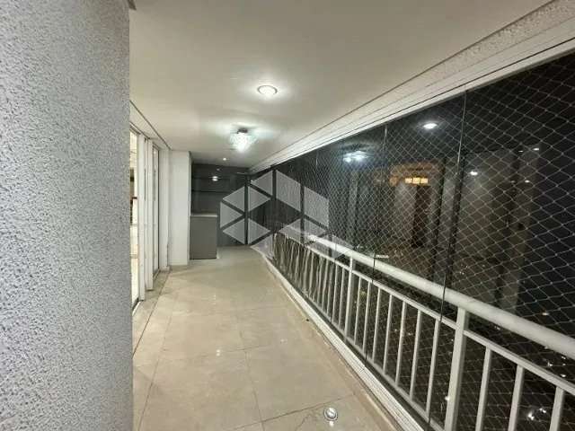 VENDA Apartamento no Morumbi, com 3 dormitórios, sendo 1 suíte e 2 vagas.