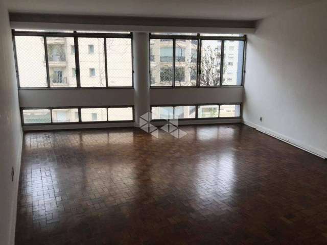 Apartamento à venda no Bairro Santa Cecilia / SP